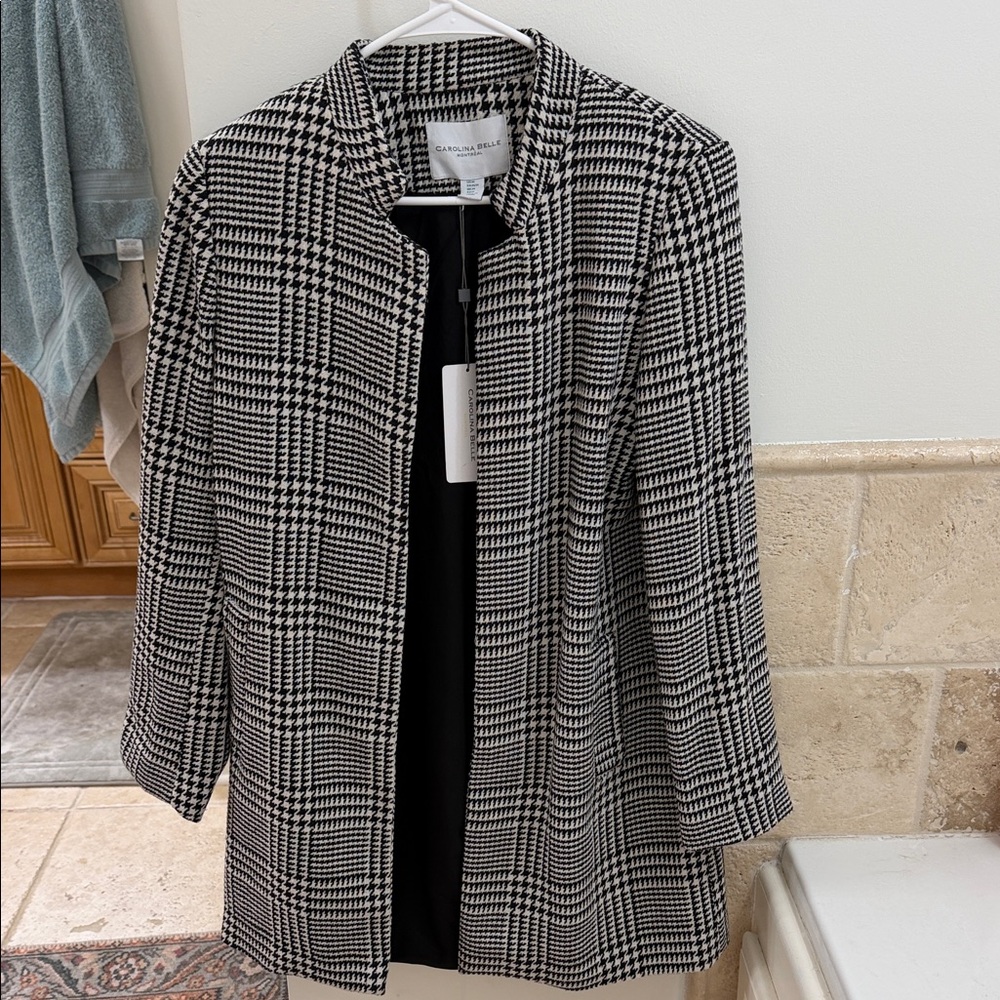Black and white coat NWT
